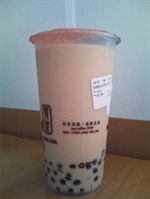 焦糖珍珠奶茶比原味的甜一点点,还可以要求店员少糖少冰,或者是半糖半