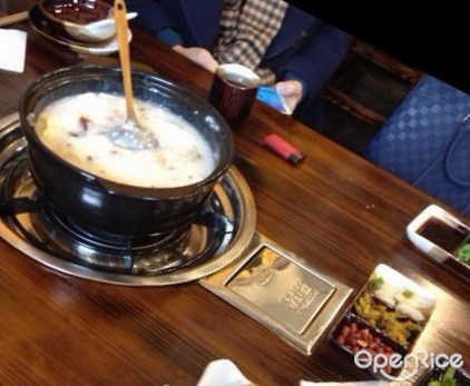 粥语海鲜砂锅坊