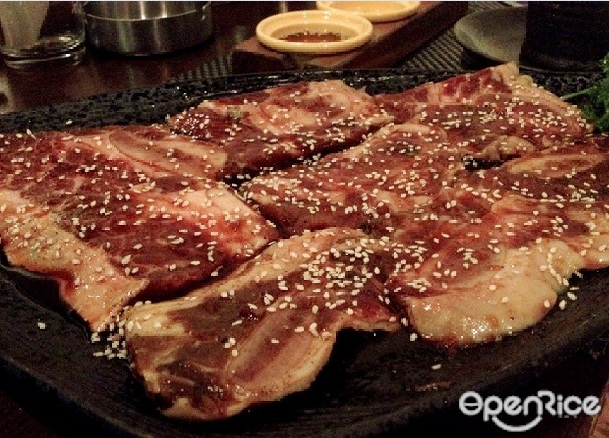 义气烤肉餐吧