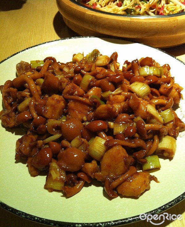 兄弟一家湘鄂私房菜
