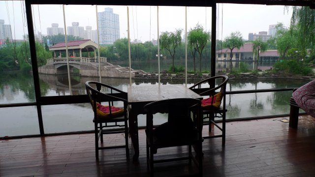 更适合下点小雨~