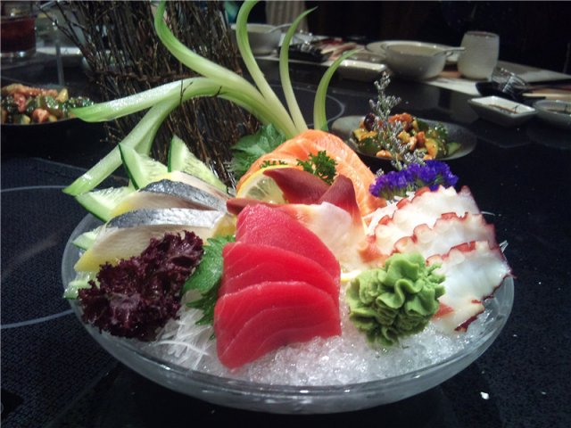 超级豪华的前菜啊~~~