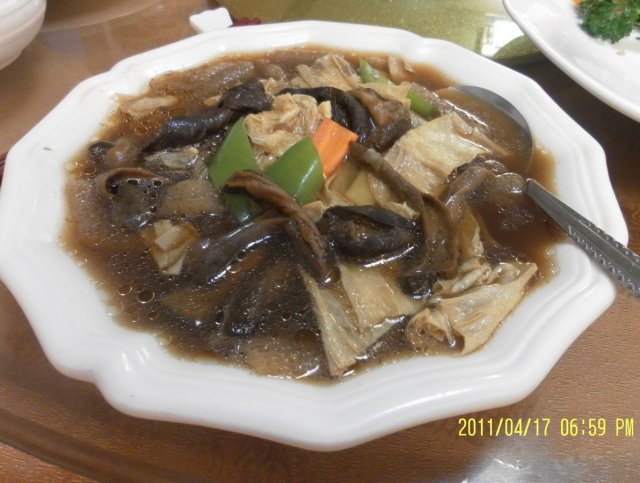 竹笙扒牛肝菌