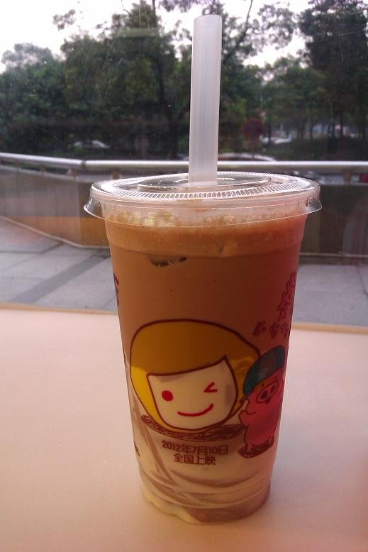 蛋糕珍珠奶茶