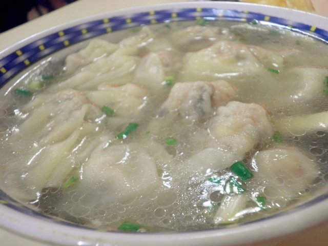 蕨菜鲜肉水饺