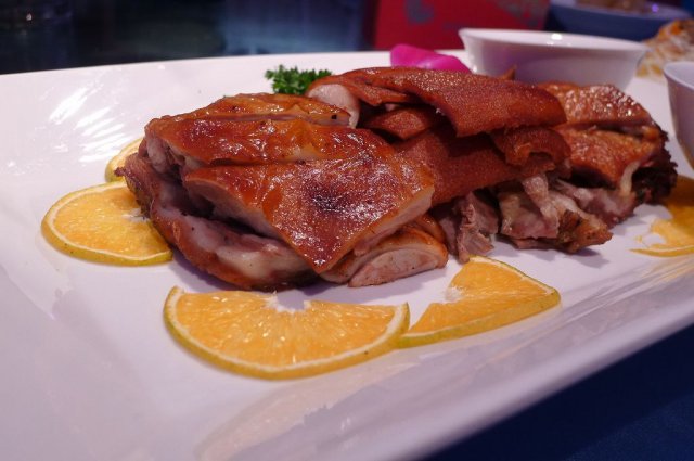 红袍乳猪琵琶鸭