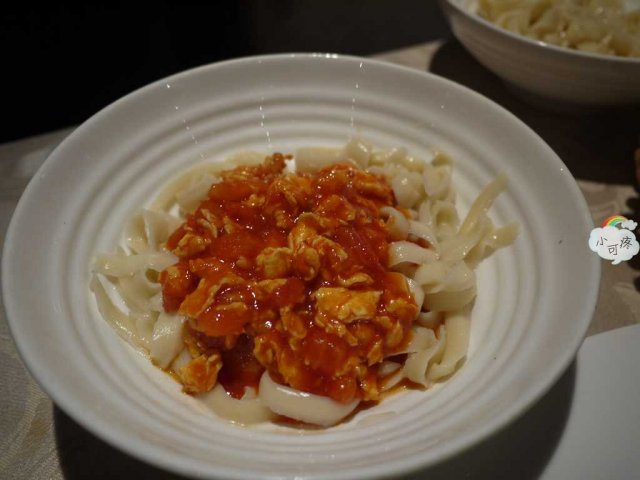 西红柿鸡蛋手擀面