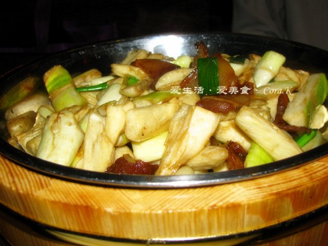 大盘炒茭白