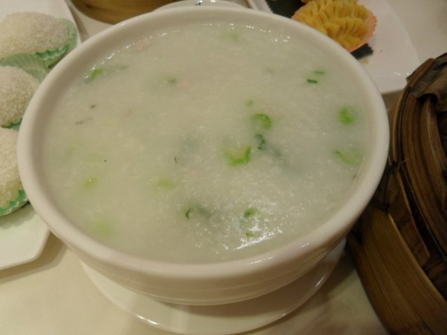 肉碎菜心粒粥