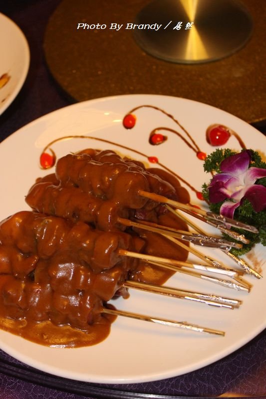 上上签：最喜欢一前一后的丸子！超级弹牙！