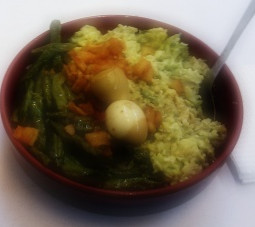 豆角卤肉饭