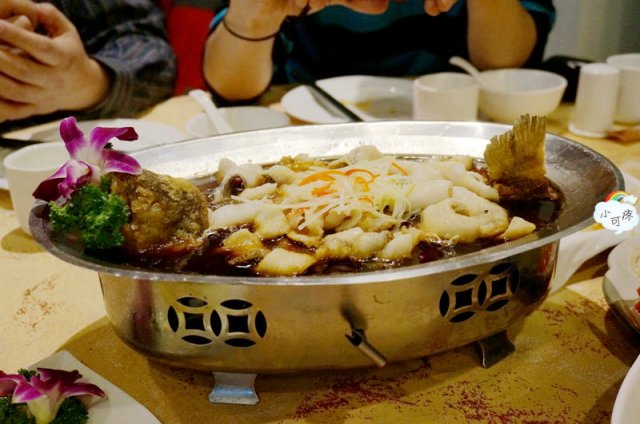 油淋鲈鱼