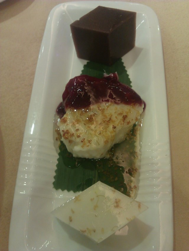 C:红豆糕 桂花糕 蓝莓糕