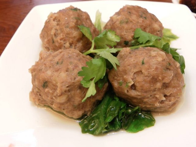 白灼牛肉丸