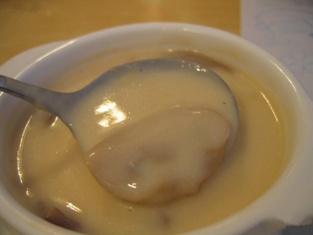 白菌鸡肉忌廉汤