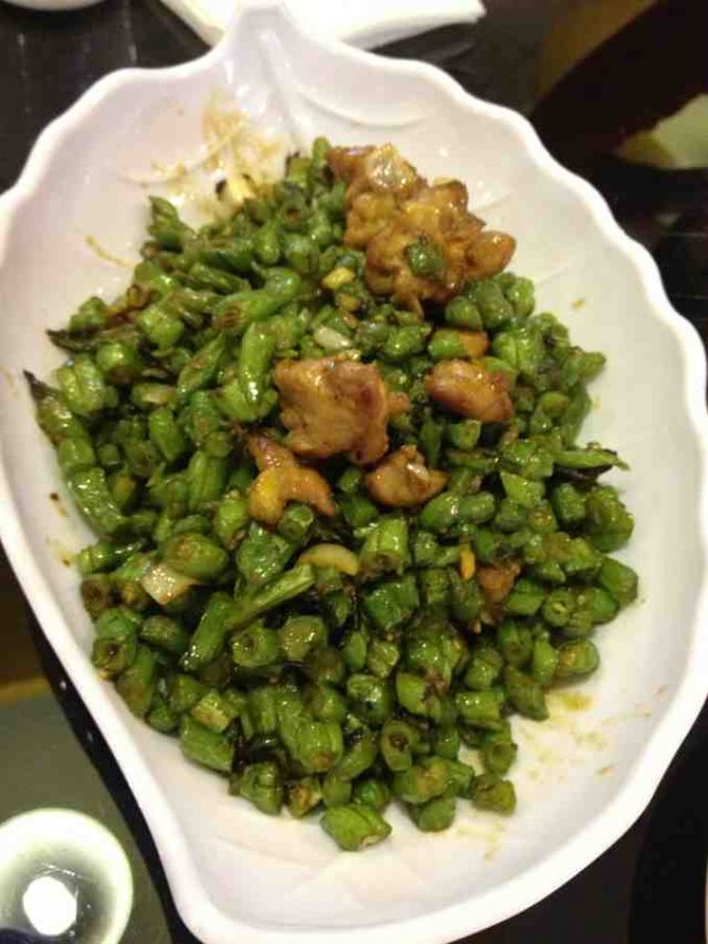 榄豆鸡脆骨