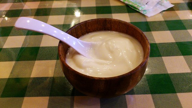 酸奶