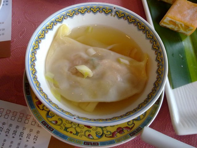 花胶瑶柱灌汤饺