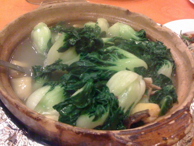 白菜猪骨煲，28元（同乐居）.