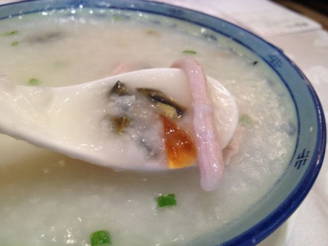 皮蛋瘦肉粥
