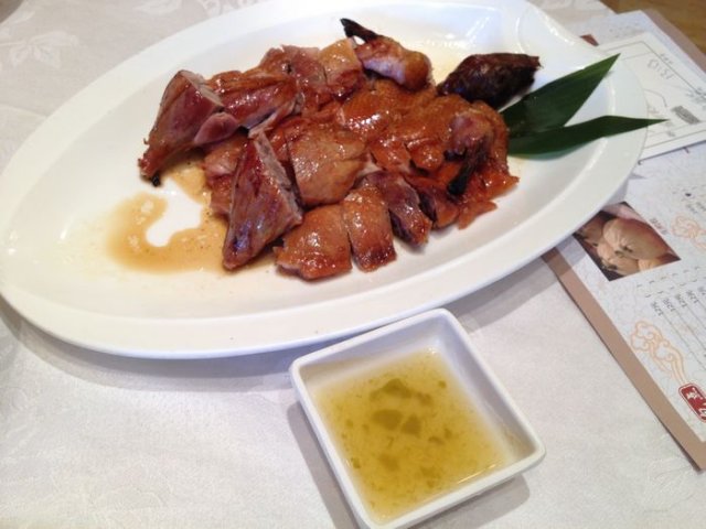 吊烧乳鸭