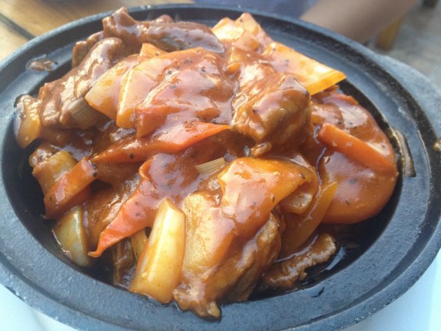 黑椒牛肉煲