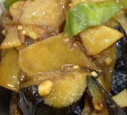 茄子炒青椒