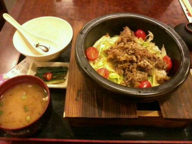 石锅拌饭