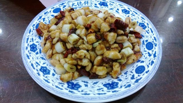 宫爆鸡丁