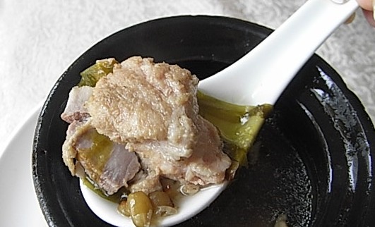 海带绿豆排骨汤