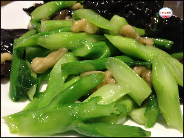 鲜桃仁木耳芥蓝