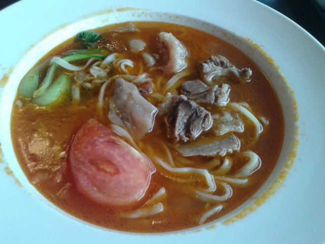 西红柿牛肉面