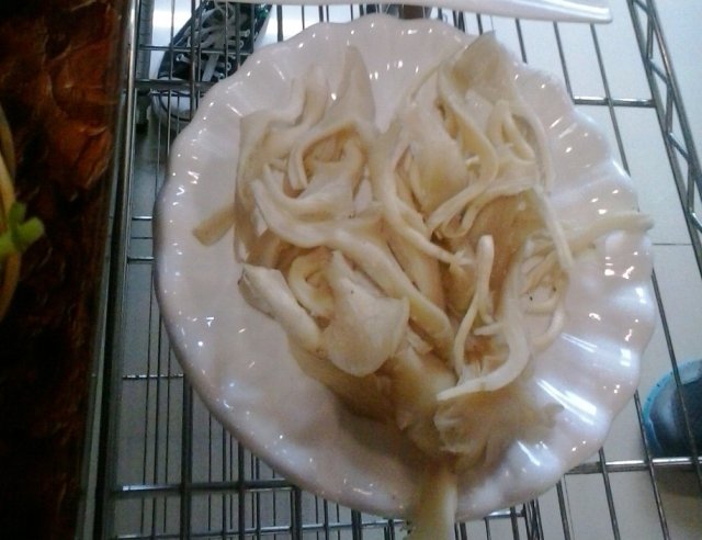 鲜平菇
