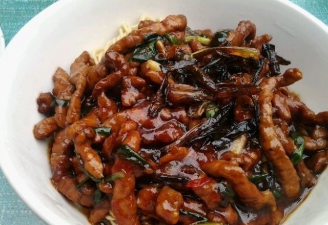 辣肉丝面