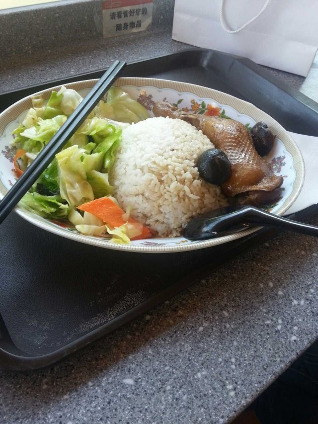 鸡腿饭