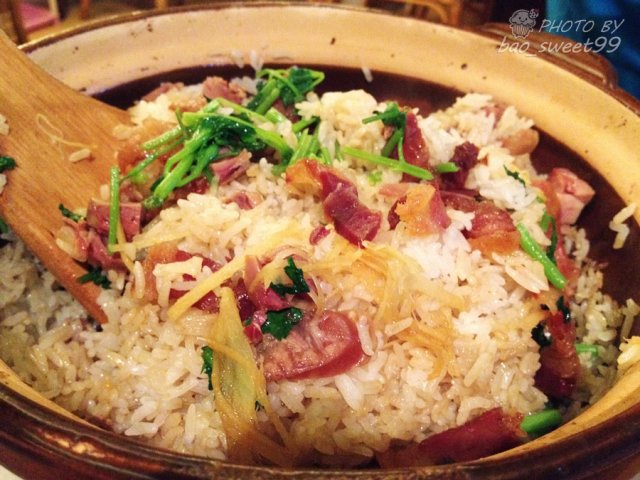 腊味煲仔饭