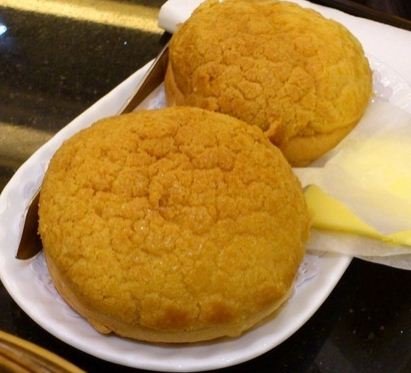 牛油菠萝包