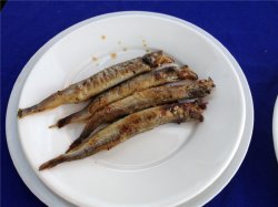 烤多春鱼