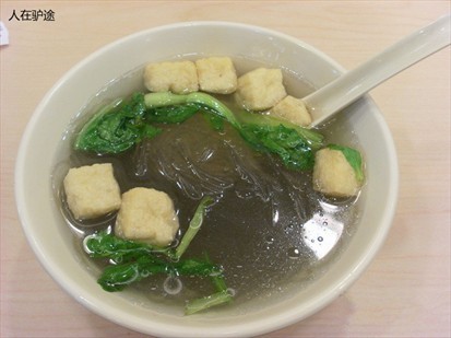 油豆腐粉丝汤