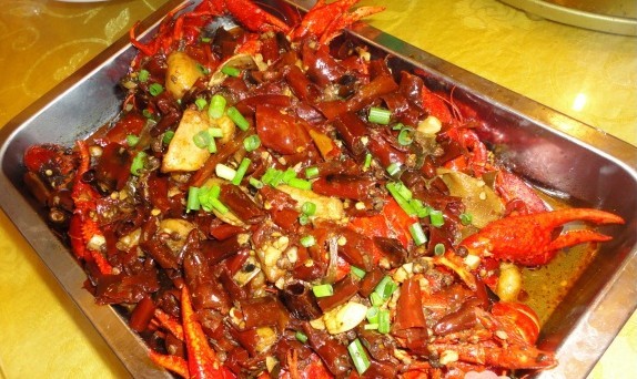 麻辣小龙虾
