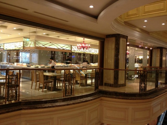 店门