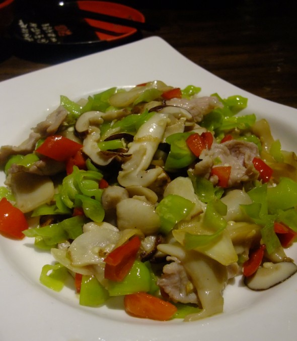 皱皮椒炒菌