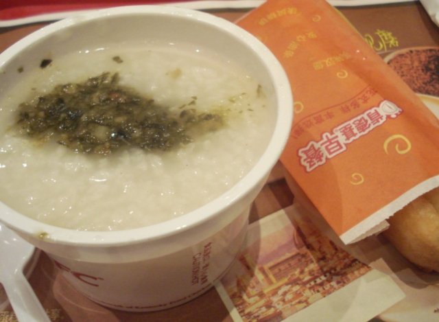 雪菜鸡丁粥+油条