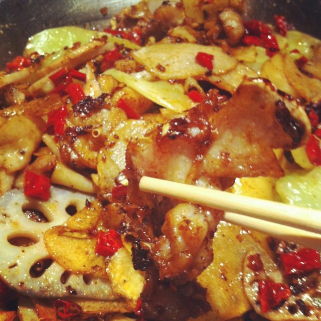 干锅牛蛙