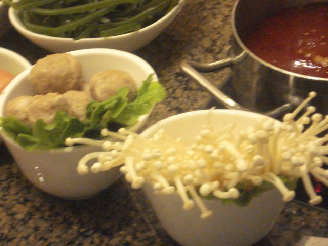 金针菇和牛肉丸