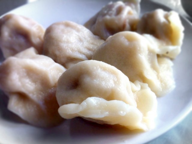 猪肉酸菜饺子