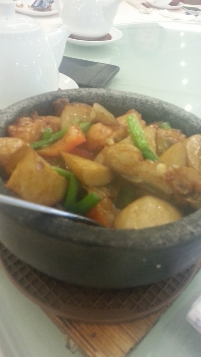石锅三文鱼