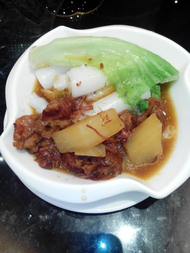 牛腩猪肠粉