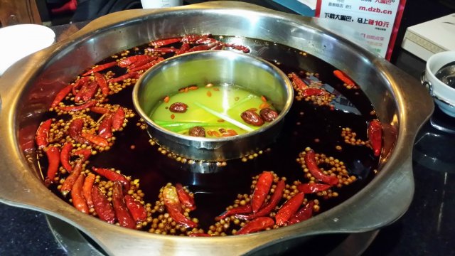 麻辣牛油鸳鸯锅