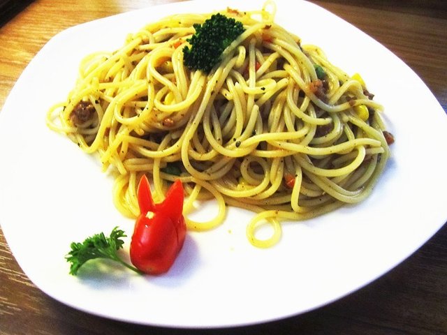 【黑椒牛肉意面】
